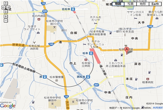 �Z���g�����X�|�[�c�@���{�@����